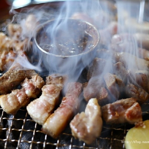 웃뜨르우리돼지 - 제주 제주시 한경면 지역맛집